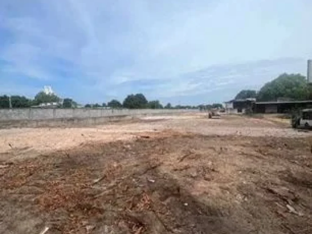 LAND FOR SALE IN PATTAYA ที่ดินติดทะเลพัทยา 15ไร่