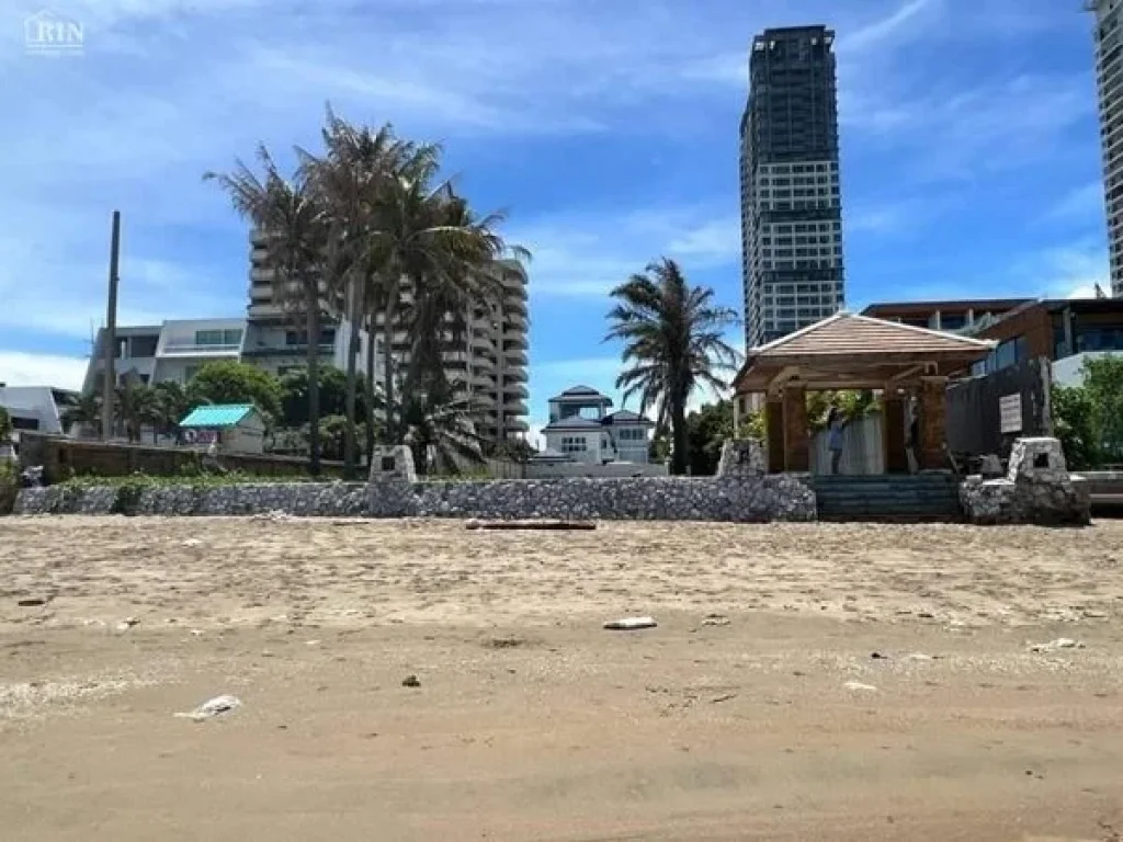 Land for sale Jomtien beach Land size 3244 square wah Price