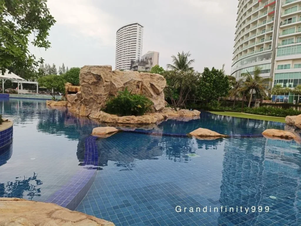 คอนโดตากอากาศพัทยา Movenpick ติดทะเล Beachfront