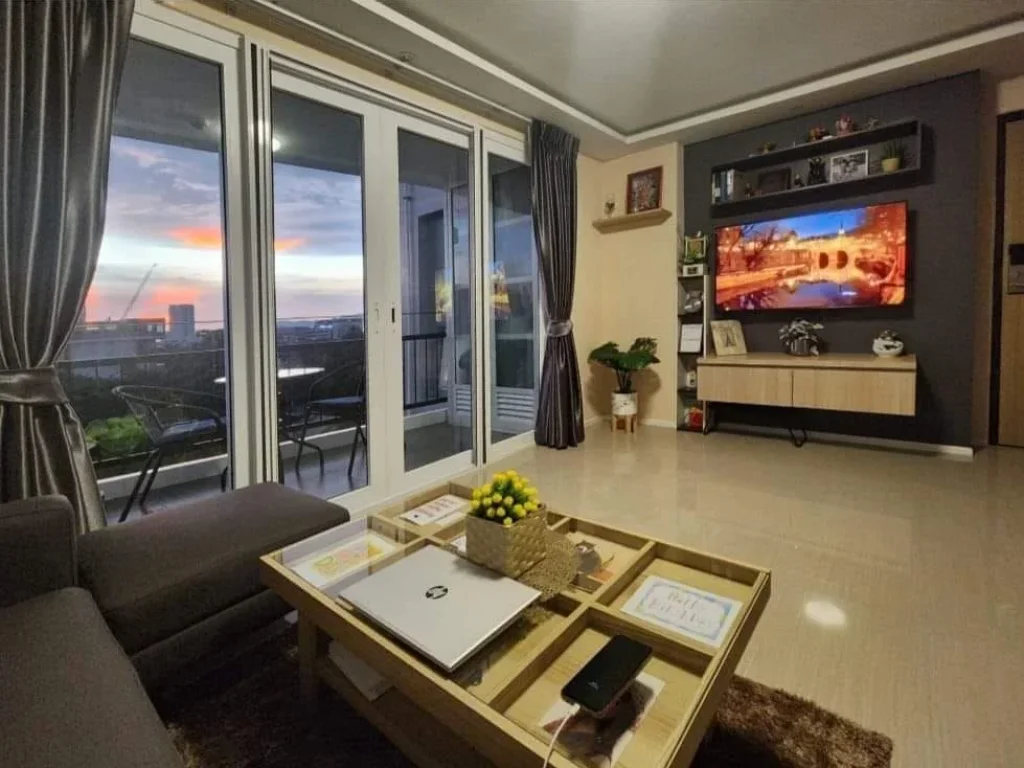 Corner unit 1 bedroom at Estanan Condo ตั้งอยู่