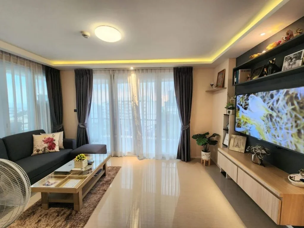 Corner unit 1 bedroom at Estanan Condo ตั้งอยู่