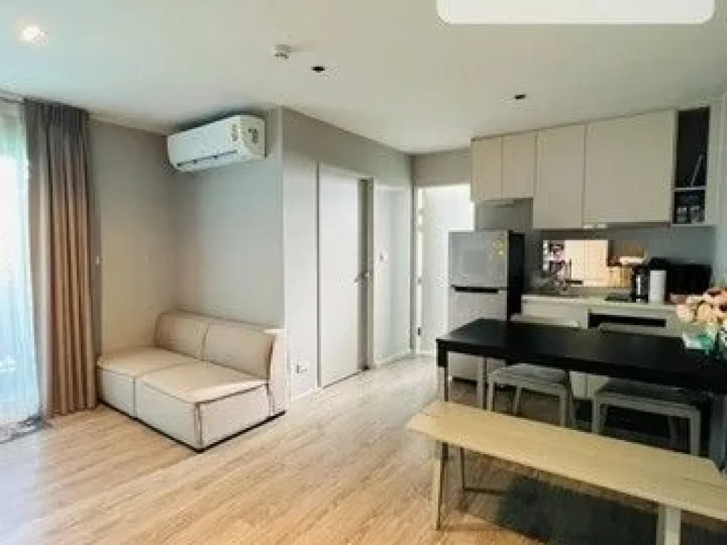 Aspen Condo ลาซาล ตึกC2 เฟอร์นิเจอร์พร้อมหิ้วกระเป๋าใบเดียว