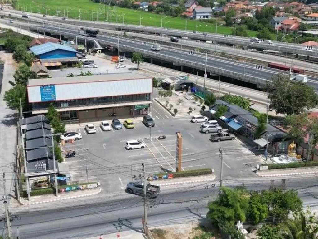 ขายที่ดิน พร้อมร้านค้าให้เช่าใกล้โรงเรียนโรงเรียนสารสาสน์วิเ