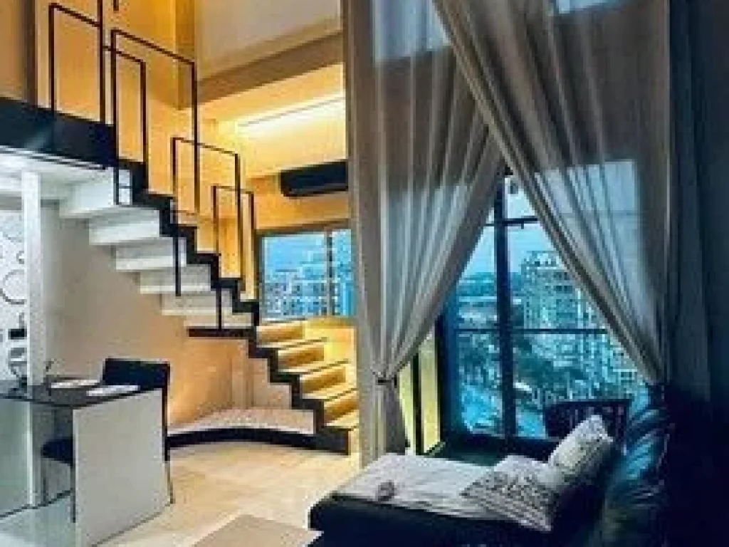 ขายถูกมาก ขายด่วนมากห้องแต่งชั้น2 Duplex สไตล์ Loft