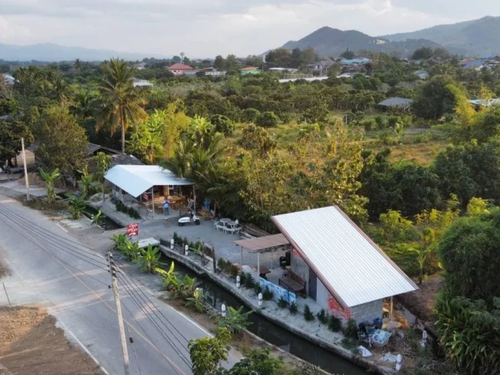 ขายที่ดินพร้อมร้านและบ้านพัก โฉนด 52 ตรวติดน้ำสองข้าง