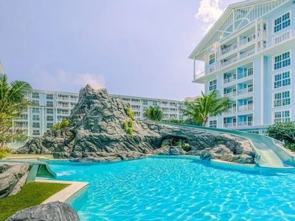 ขายถูกมาก คอนโดติดทะเลสุดหรู Grand Florida Beachfront Condo