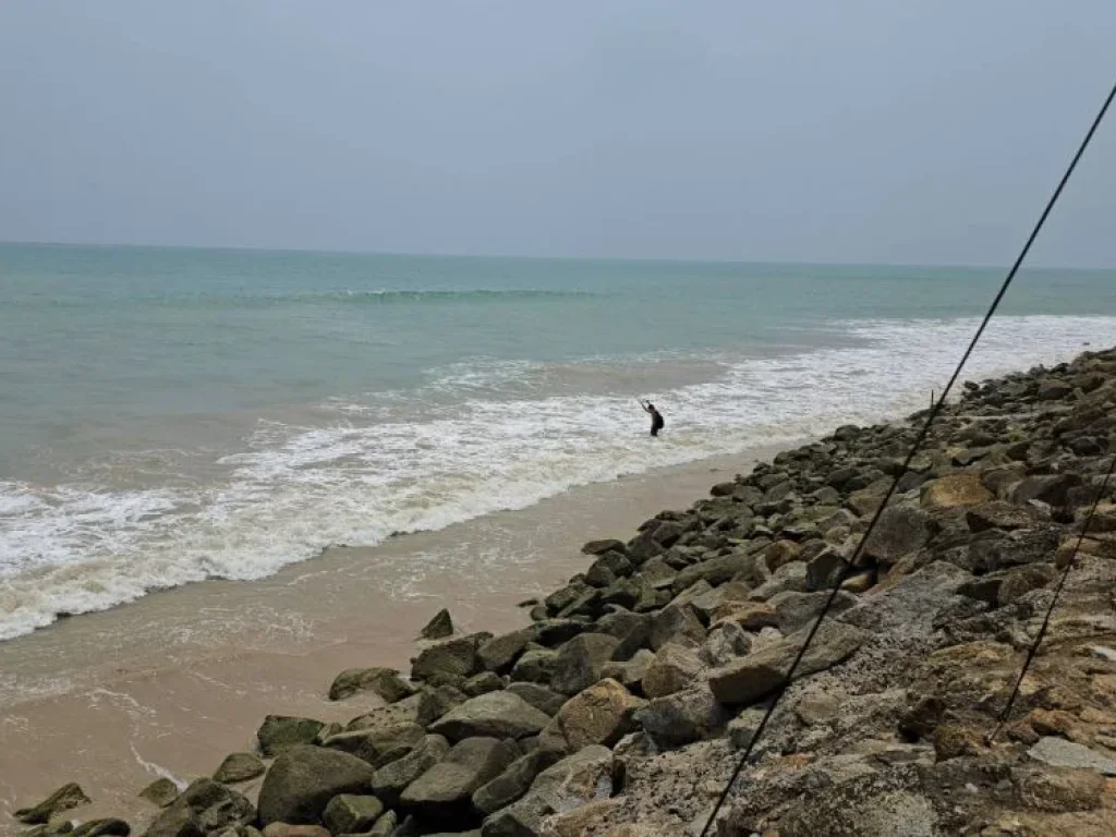 ขายรีสอร์ทสวยบนหาดทรายภาคใต้ประเทศไทย สวยมากใกล้หาดทรายน้ำใส