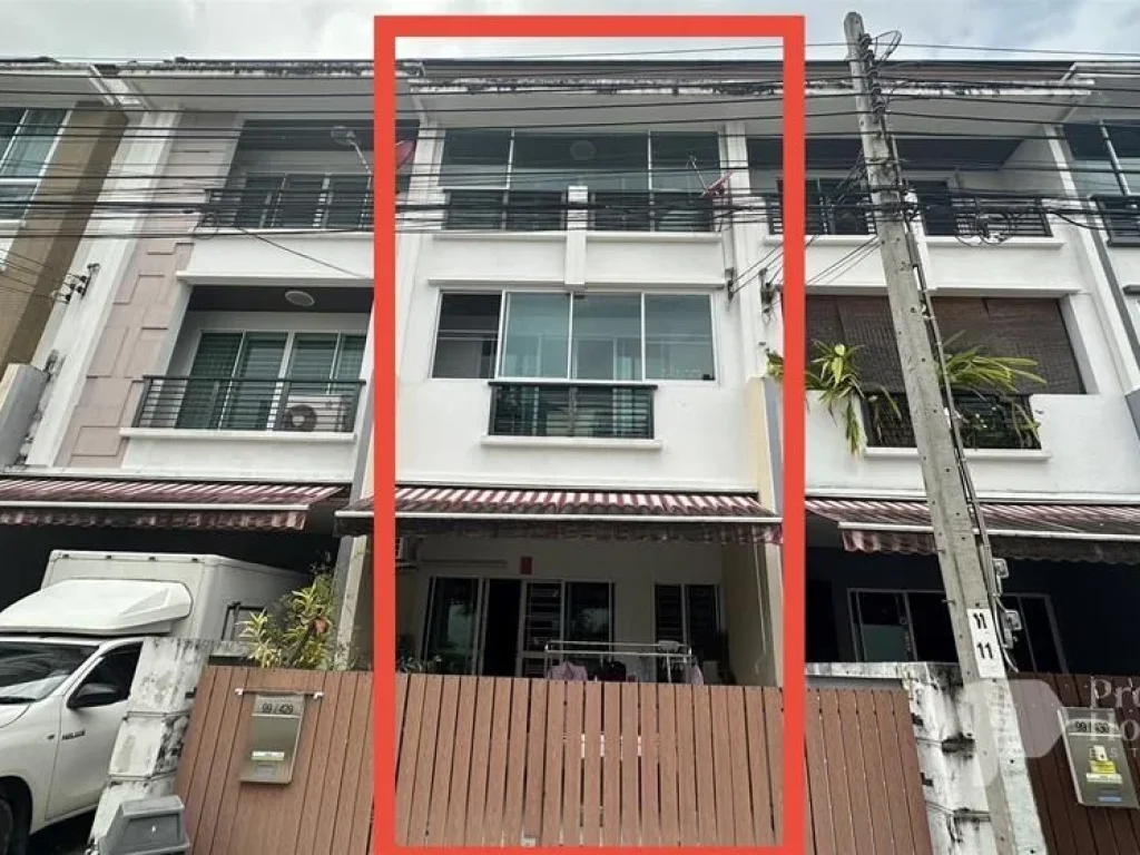 ขายทาวน์โฮม 3 ชั้น บ้านกลางเมือง สาทร-ตากสิน 2 3 ห้องนอน 3