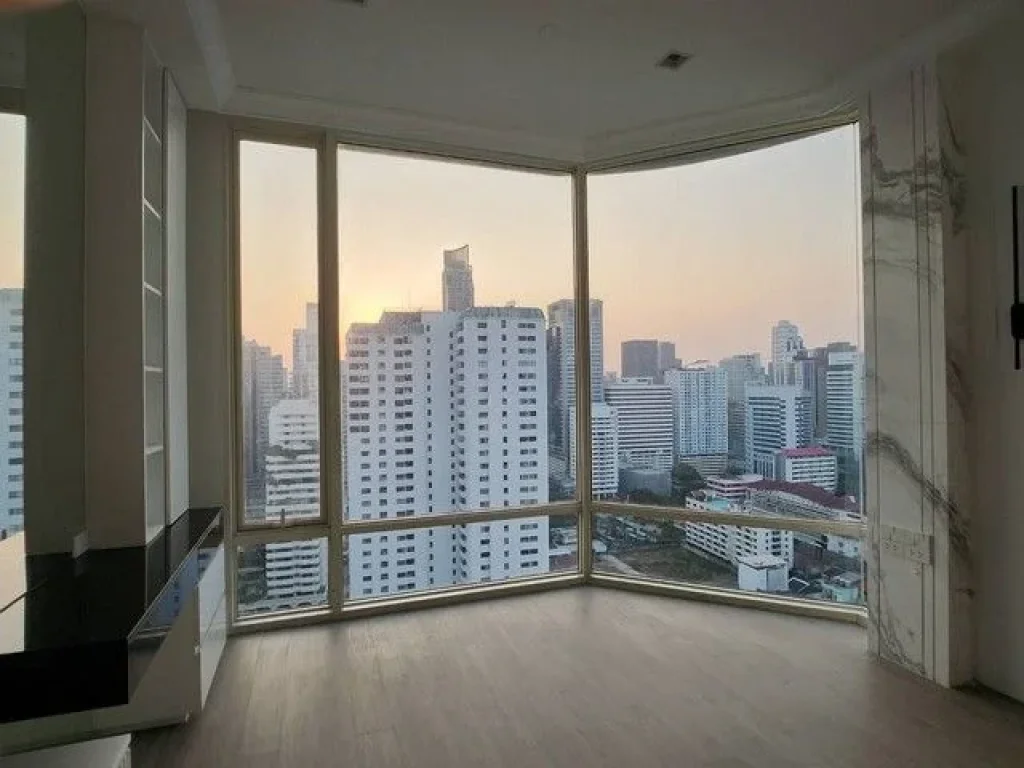 ขาย คอนโดหรูระดับ Super Luxury 3 ห้องนอน 3 ห้องน้ำ Condo