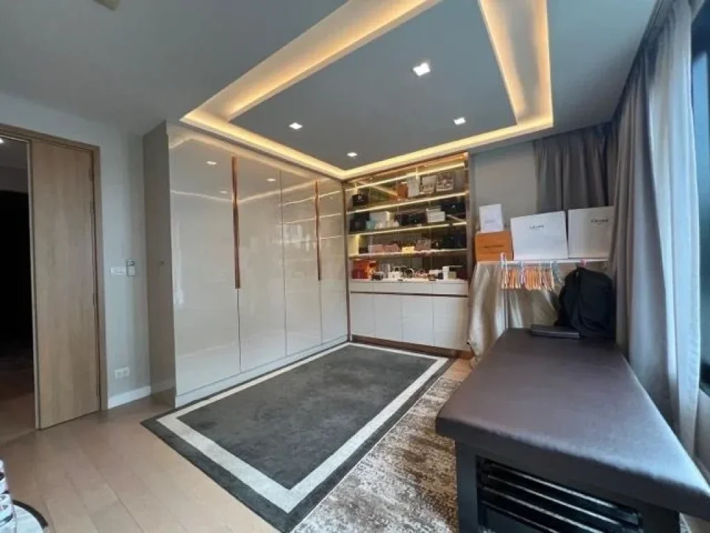 ขายบ้านเดี่ยว 3 ชั้น เนื้อที่ 61 ตรว The AVA Residence