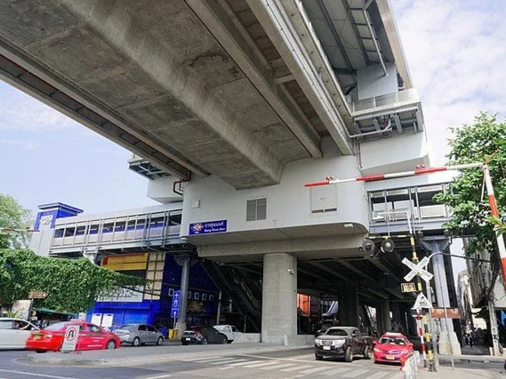 ที่ดินเปล่า 102 ตรว ล้อมรั้วพร้อมสร้าง บางขุนนทน์ ซอย20