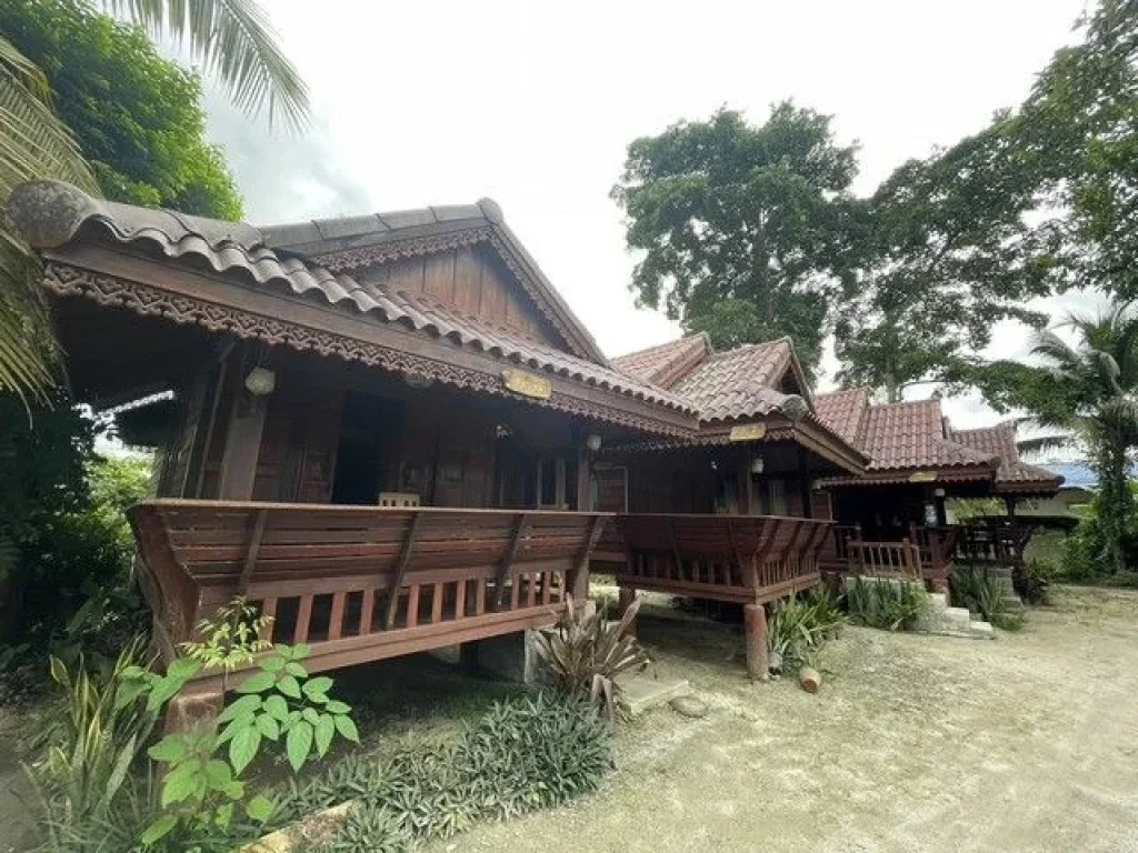 โรงแรม สวนสนวิลล่า Suanson Villa ห่างจาก