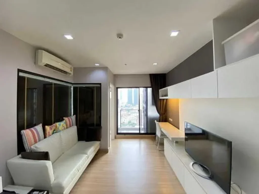 ขาย Urbano Absolute Sathon - Taksin condo ชั้นที่ 21