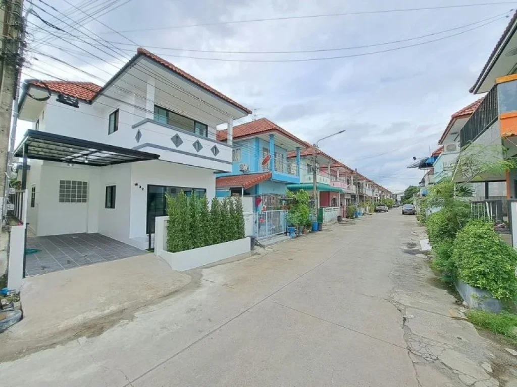 ขายบ้าน หมู่บ้านตะวันทอง ซอยเพชรเกษม69 บางบอน3