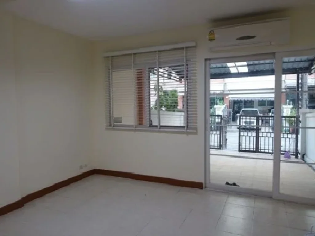 For Rent ให้เช่าทาวน์โฮม 3 ชั้น โครงการคาซ่าซิตี้ รามคำแหง