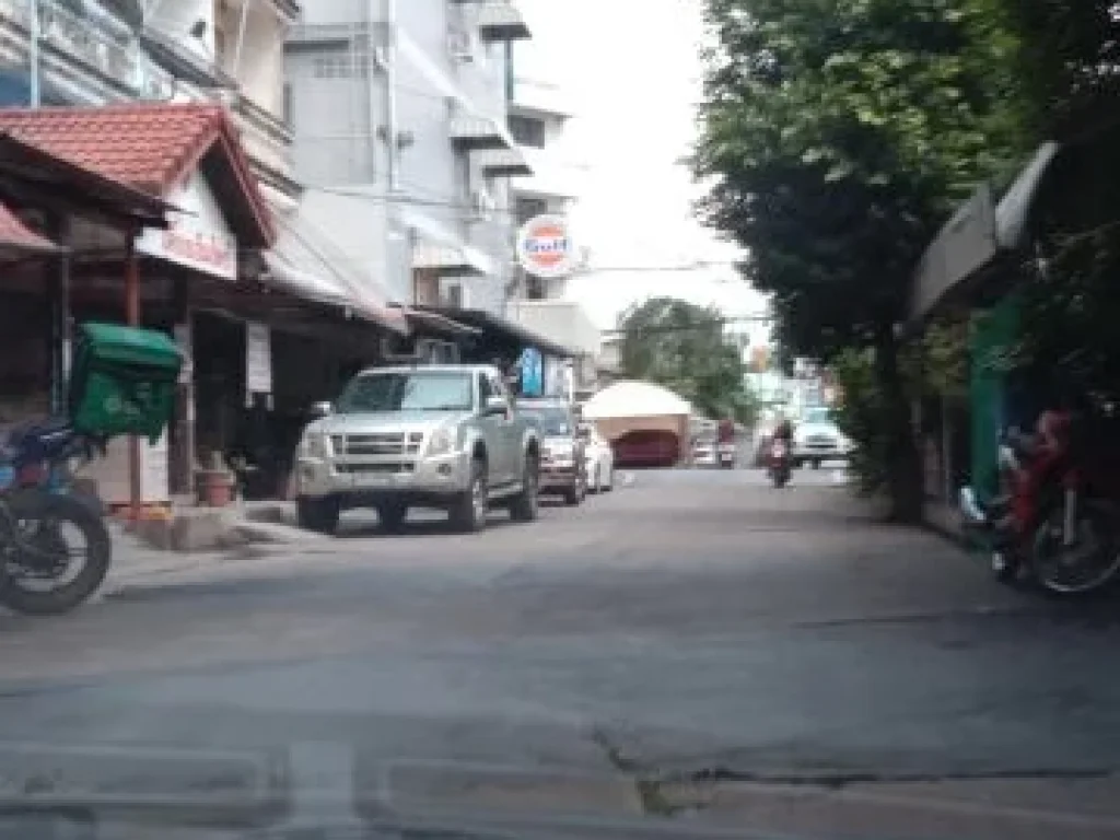 ขายที่ดินติดคลองบางกรวย ในหมู่บ้านยัวเฮ้าส์ นนทบุรี