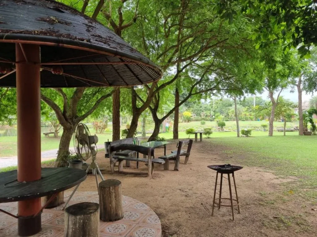 บ้านสวน ทำเลทอง ติดลำคลองธรรมชาติ ใกล้หาดบ้านอำเภอ บางเสร่