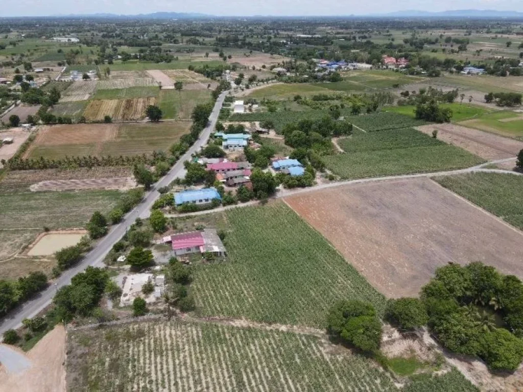 ขายที่ดินทำเลลาดยาง 200 ตรวฟรีถมเเล้ว หนองหญ้าไซ สุพรรณบุรี