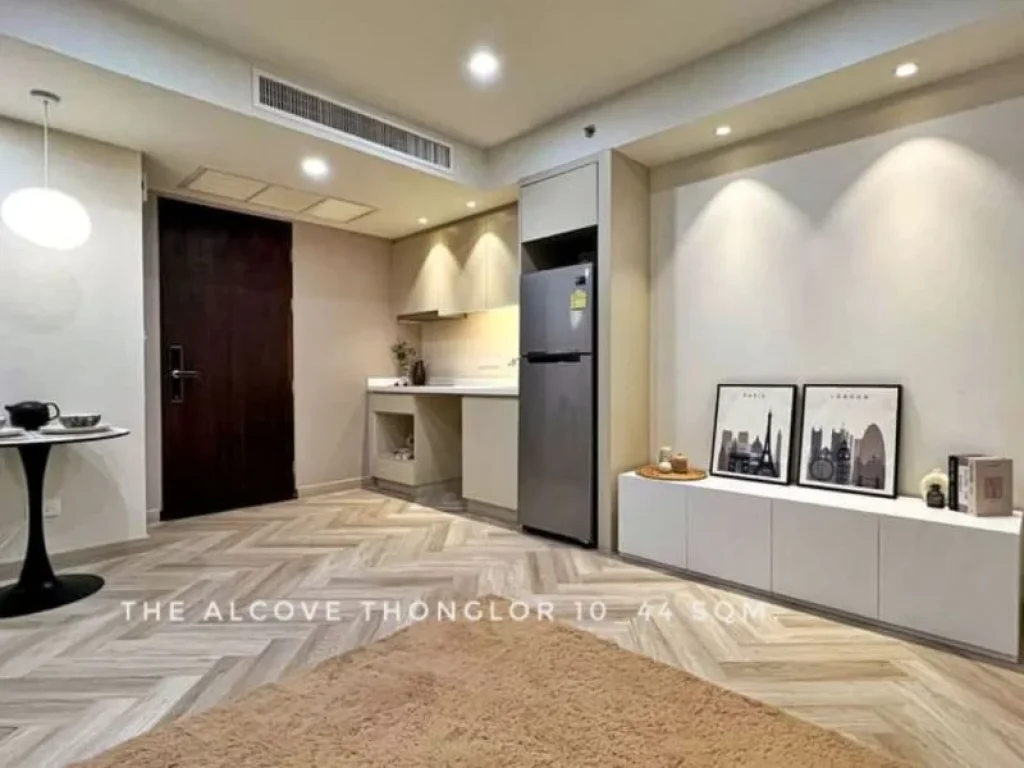 ให้เช่า คอนโด nice decoration 1 bedroom The Alcove ทองหล่อ 10