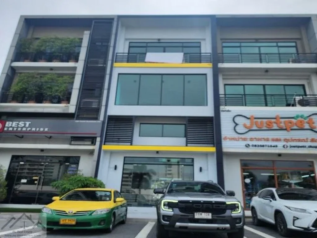 ให้เช่าโฮมออฟฟิศ 35 ชั้น สไตล์โมเดิร์น โครงการ H-Cape Biz