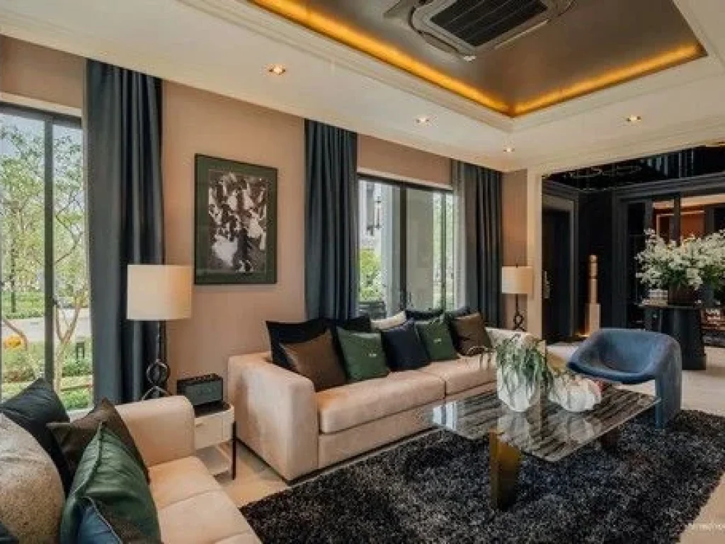 Luxury House For Sale บ้านหรู 2 ชั้น บางกอก บูเลอวาร์ด