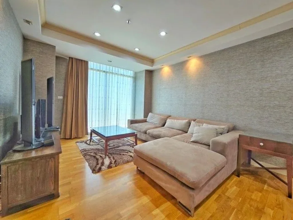 ขายคอนโด Urbana Sathorn 1 Bed ชั้นสูง ห้องมุม ติดถสาทร 65