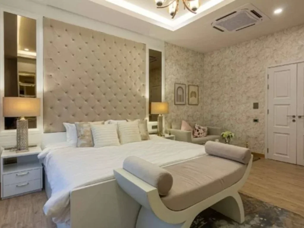 บ้านสไตล์ The Luxury British style Living ในเชียงใหม่