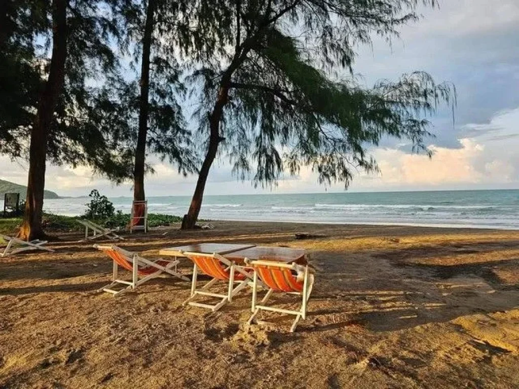 ขายกิจการด่วน รีสอร์ทหาดแม่รำพึง ติดชายหาด บ้านเพ จระยอง