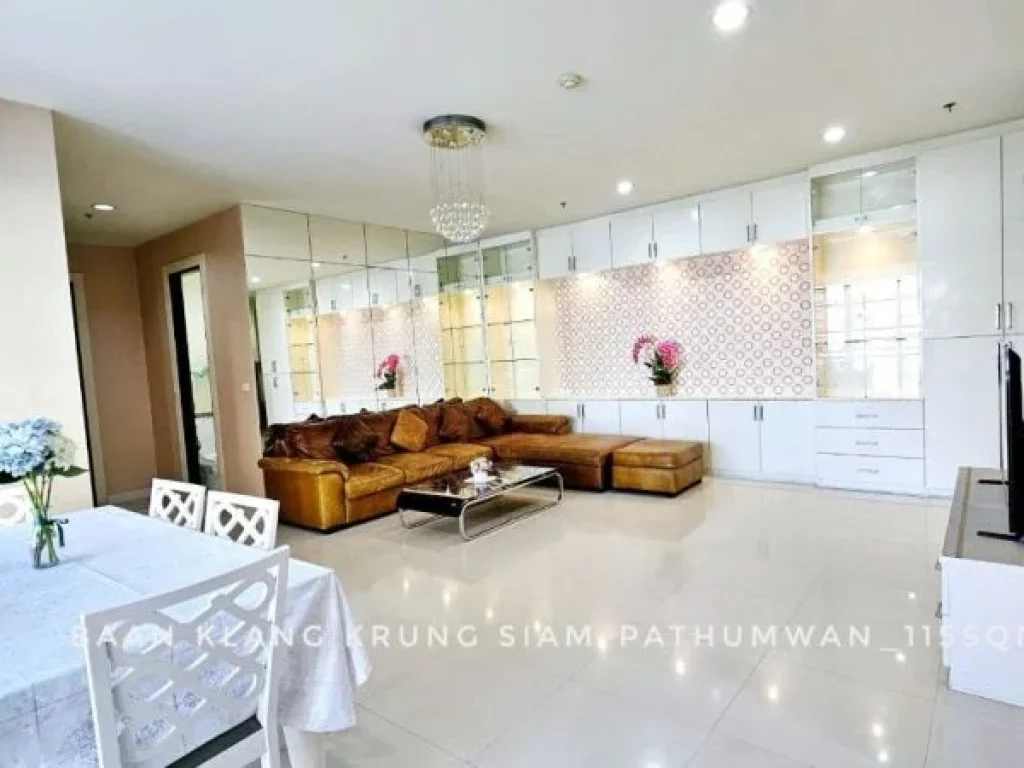 ให้เช่า คอนโด 3 bedrooms city view corner unit บ้านกลางกรุง