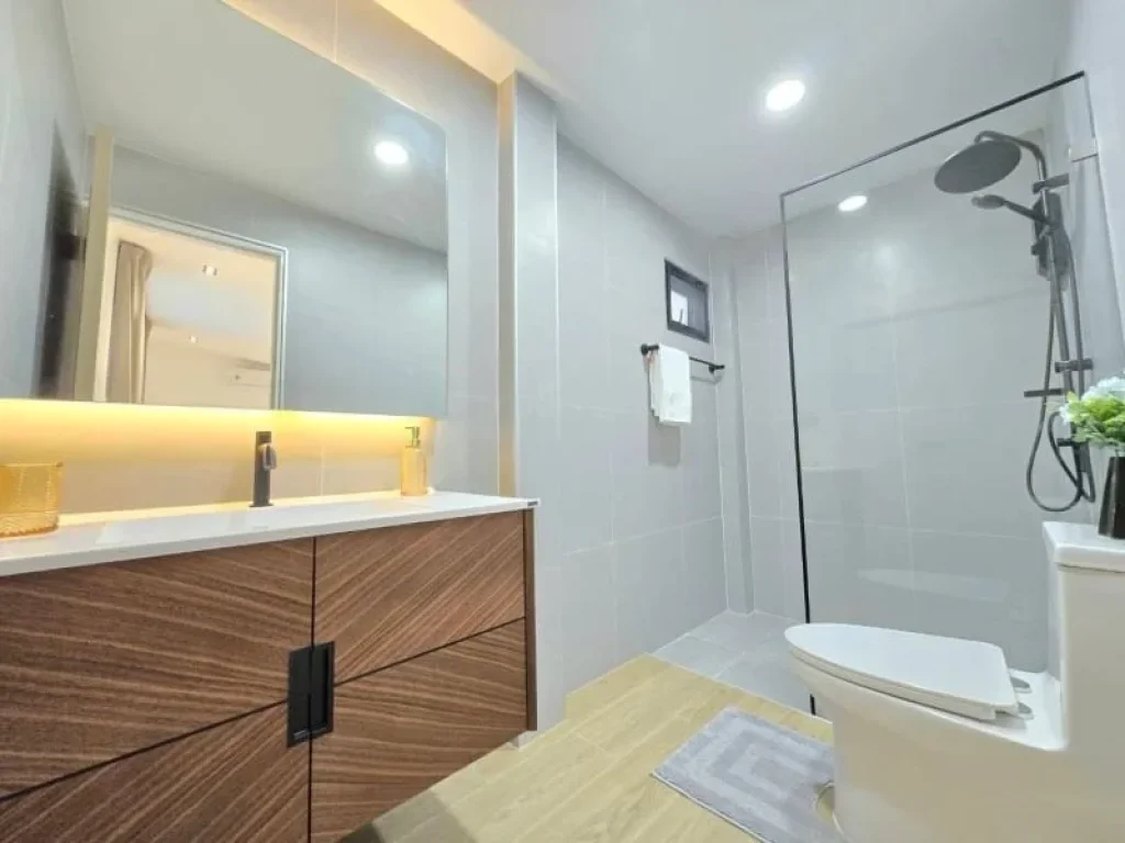 ขายบ้าน Modern Luxury Pool Villa ในหมู่บ้านวังตาล เนื้อที่ 94