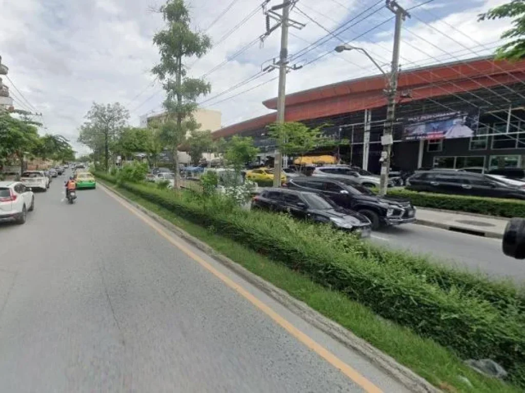 ขายที่ดินถนนสุขุมวิท 105 ถนนลาซาน ใกล้ MRT ศรีลาซาน