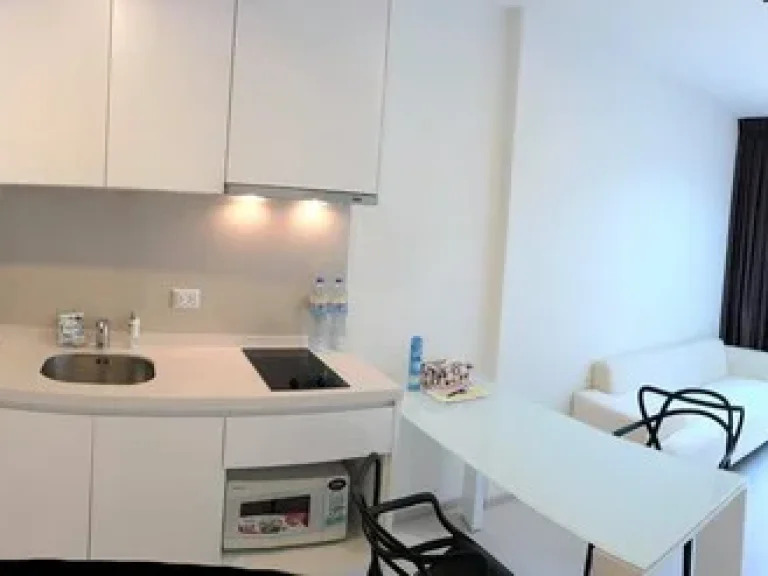 Rhythm Sukhumvit 42 convenient private 10th floor BTS Ekkamai