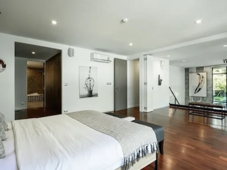 ให้เช่า คอนโด หรู ซอยต้นสน หลังสวนลุมพินี Duplex 3ห้องนอน 275ตรม