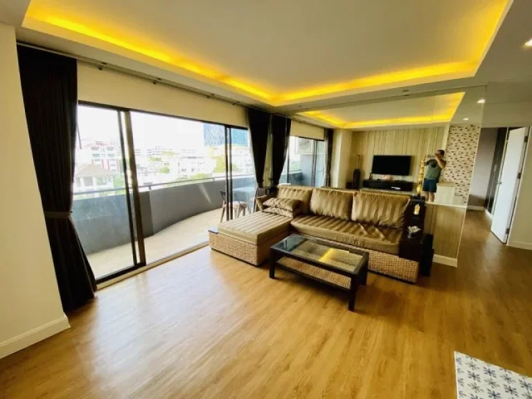 Newly renovated for RENT at Phahuk place condo 70 sqmon 6th floor garden view 1 bedroom