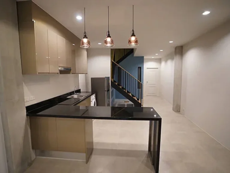 บ้านใหม่สุด Cool หรูเริ่ด ให้เช่าทำเลเอกมัยทองหล่อ For rent New Minimal Loft Design House on Ekamai 23