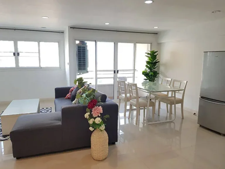 ให้เช่าด่วน คอนโด แบบ 2ชั้น Duplex 2 ห้องนอน ทองหล่อ Urgent Rent 2 BR Duplex at Thonglor18