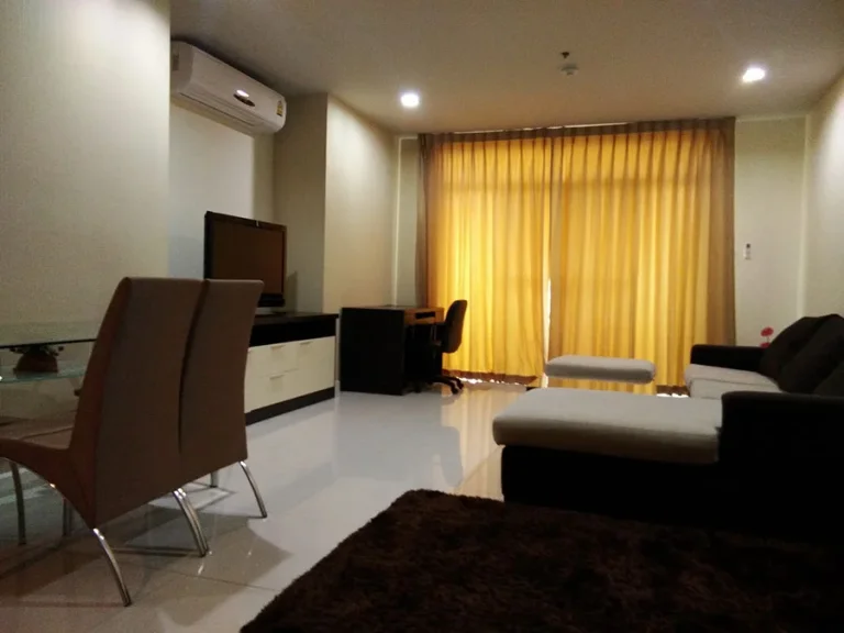 Sukhumvit City Resort Condominium for rent contact 0814844524