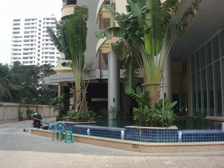 Sukhumvit City Resort Condominium for rent contact 0814844524