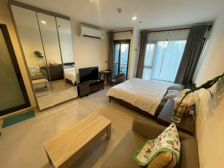 Condo Rhythm Sukhumvit 36-38 ใกล้ BTS ทองหล่อ ขนาด 245 ตรม ชั้น18 วิวเมืองโล่งๆ เฟอร์ครบ