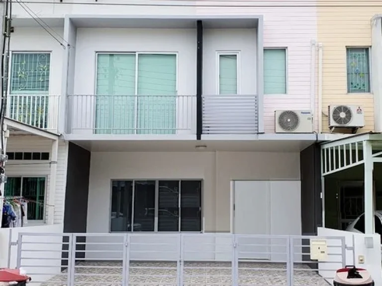 For rent townhouse 2floored The connect chaengwattana2 village