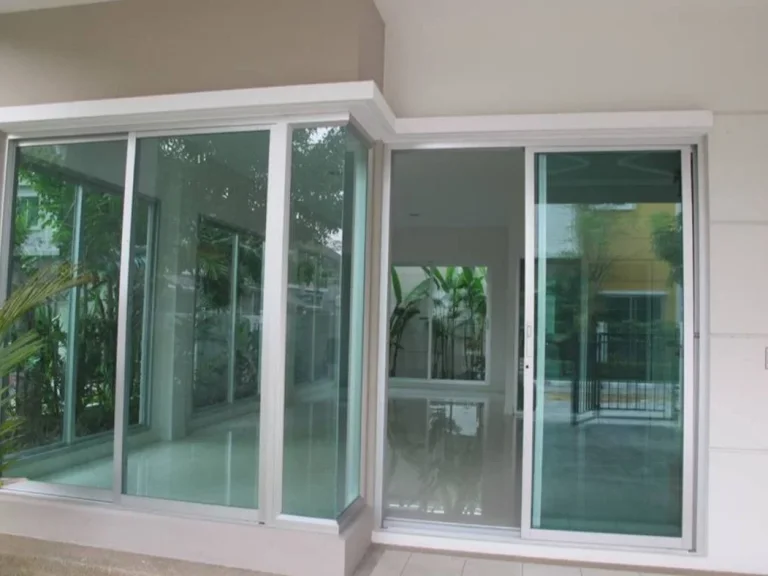 ขายด่วนราคาถูก Townhome VISTA 180 เทพารักษ์-วงแหวน หลังมุม