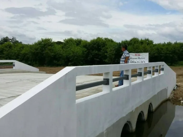 ขายที่ดินริมถนนใหญ่ ตหนองหอย อเมือง จเชียงใหม่ ติดถนนเลียบทางรถไฟ