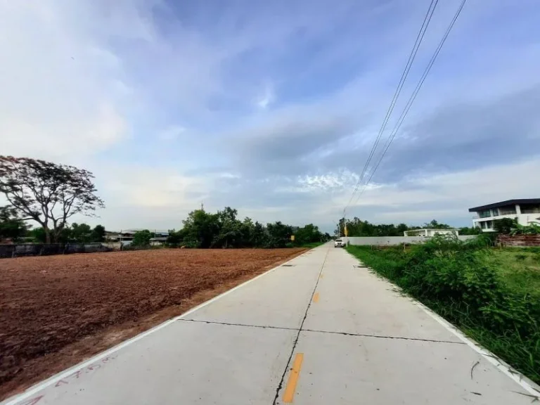 ที่ดินคลองสาม คลองหลวง ถมแล้ว ติดถนนคอนกรีต