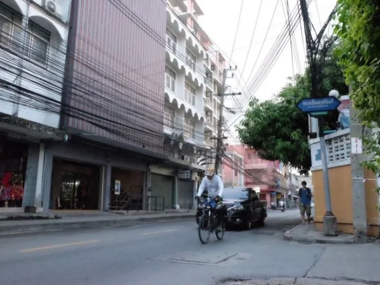 ขาย ตึกแถว 2 คูหา รัชดา สุทธิสาร ห่าง รถไฟฟ้า เพียง 400 เมตร