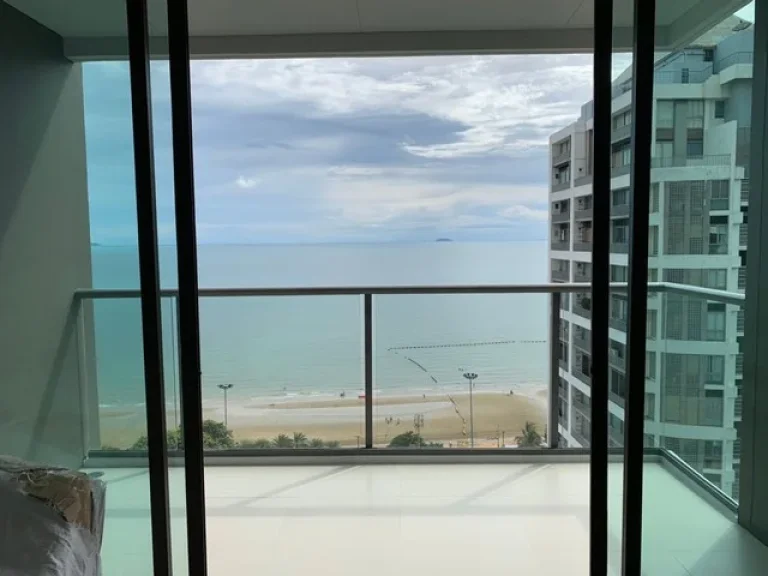 คอนโด พัทยา ห้องอยู่อาศัย AERAS Beachfront Condominium Pattaya