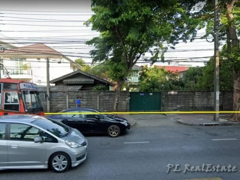 ให้เช่าบ้านเดี่ยว 1 ไร่ ติดถนนพิชัย เขตดุสิต เหมาะทำร้านอาหาร คลังสินค้า ทำออฟฟิศ