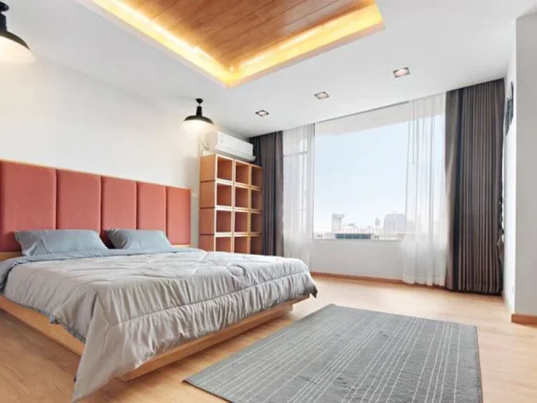 ขาย Chamchuri Square Residence ติดMRTสามย่าน ตกแต่งด้วยเฟอร์นิเจอร์ build-in ไม้แท้อย่างดี