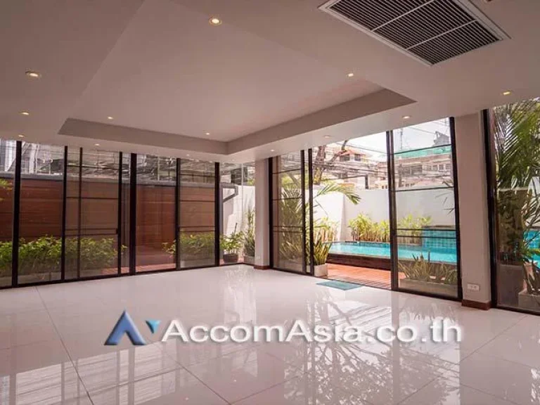 House 5 Bedroom For Rent BTS Thong Lo in Sukhumvit Bangkok