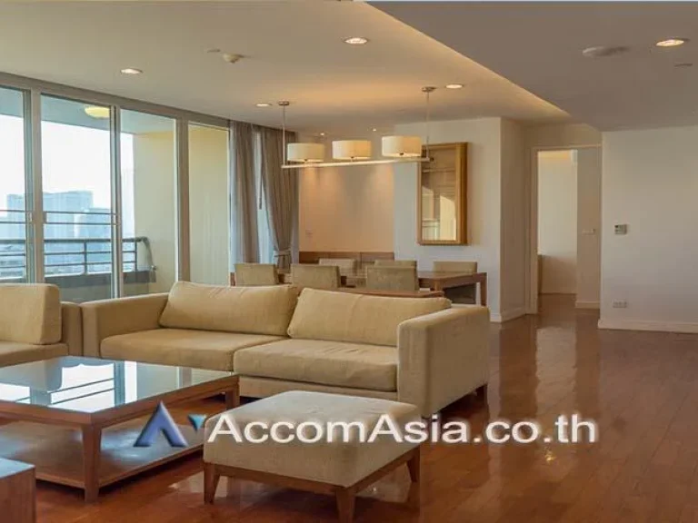 Kids Friendly Speac Apartment 31 Bedroom For Rent BTS Phrom Phong in Sukhumvit Bangkok