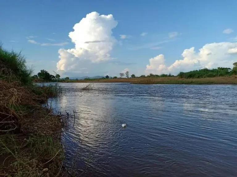 นี่เลยที่วิวดีดี ริมน้ำน่าน ท่าวังผา จังหวัดน่าน